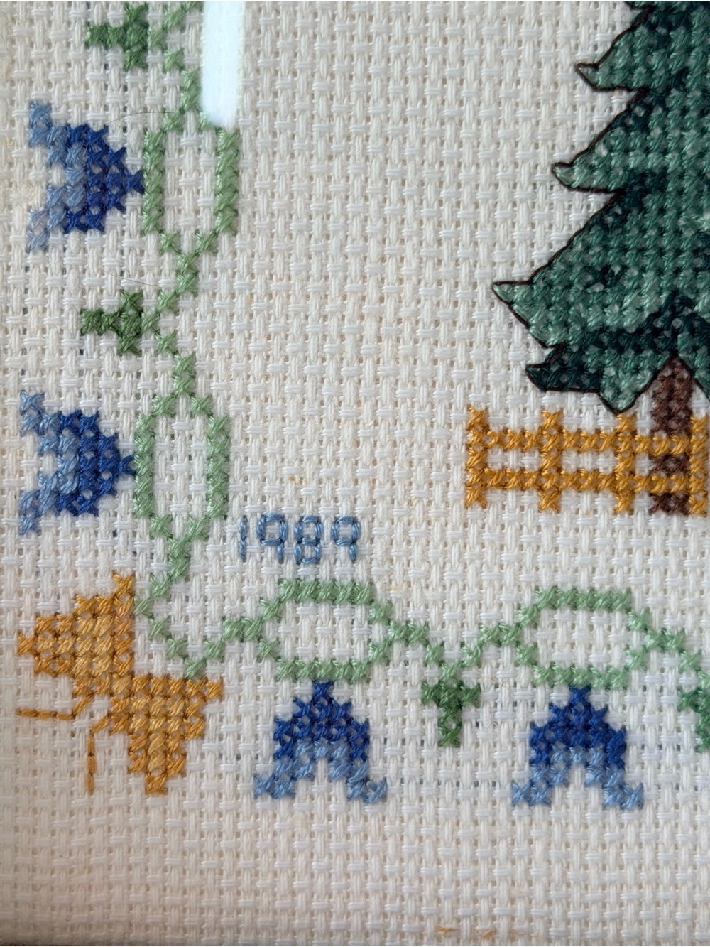 Vintage House Blessing Cross stitched Framed Wall Decor Cottagecore Handmade - Picture 4 of 9